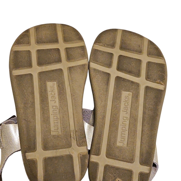Jumping Jacks Gold Sandals w/Floral Design - Picture 4 of 6